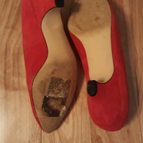 Red Pumps - Picture 2 of 4